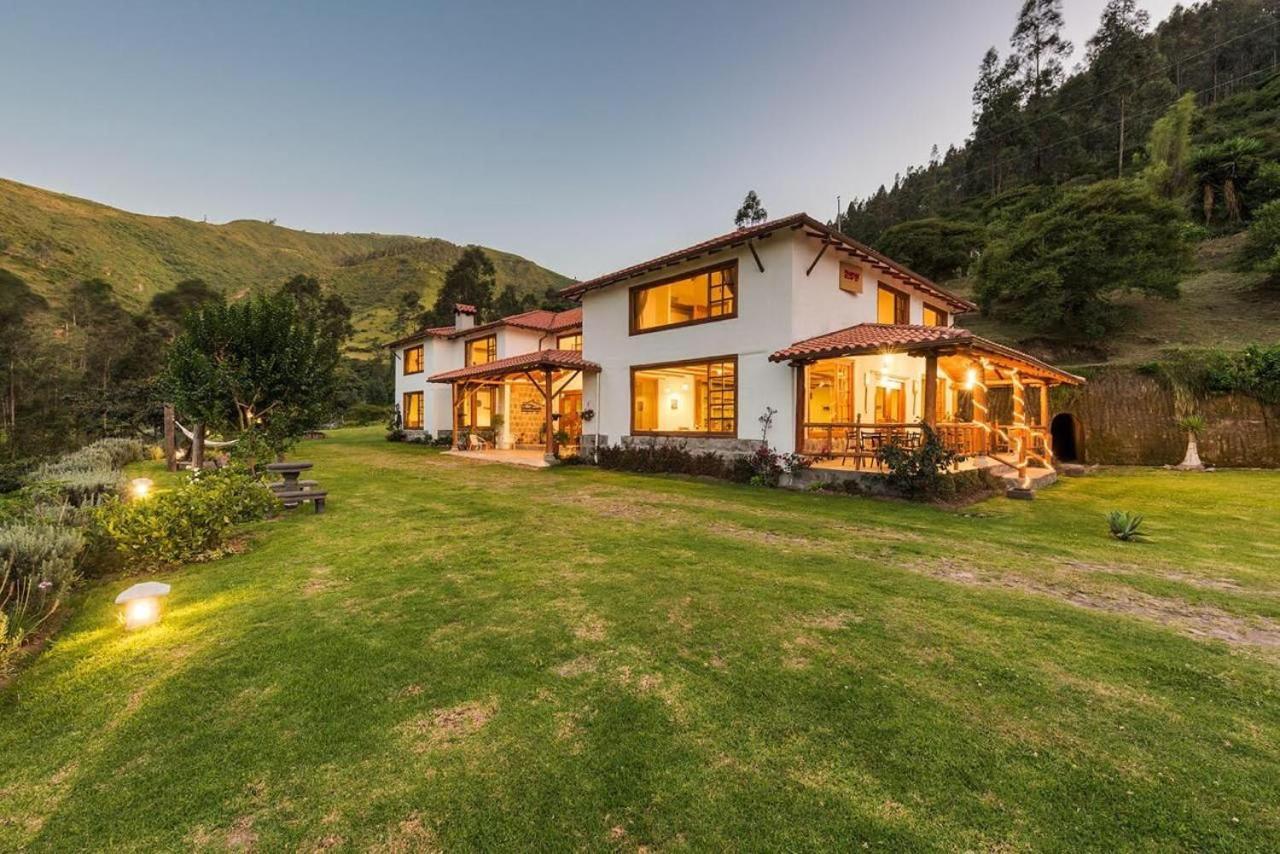 Casa Ilayaku Villa Quito Exterior foto